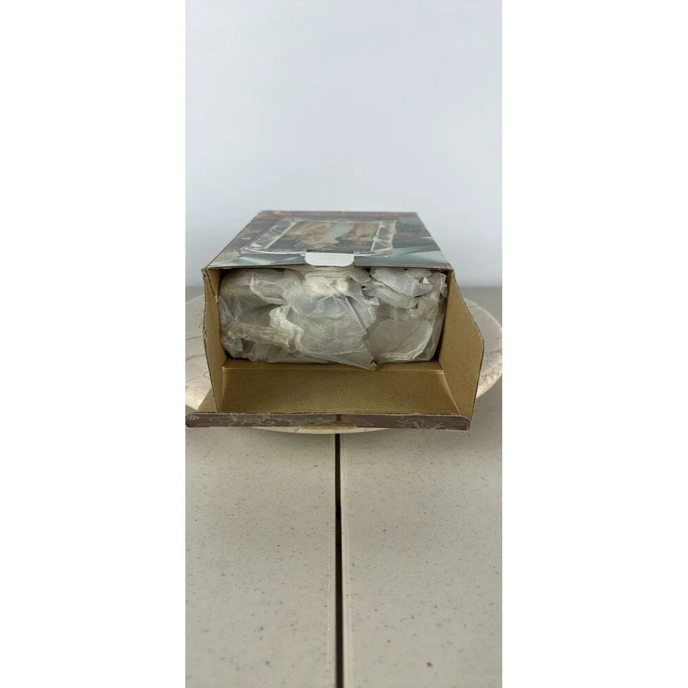 Vintage 1990’s wedding Album 4x6, new in open box